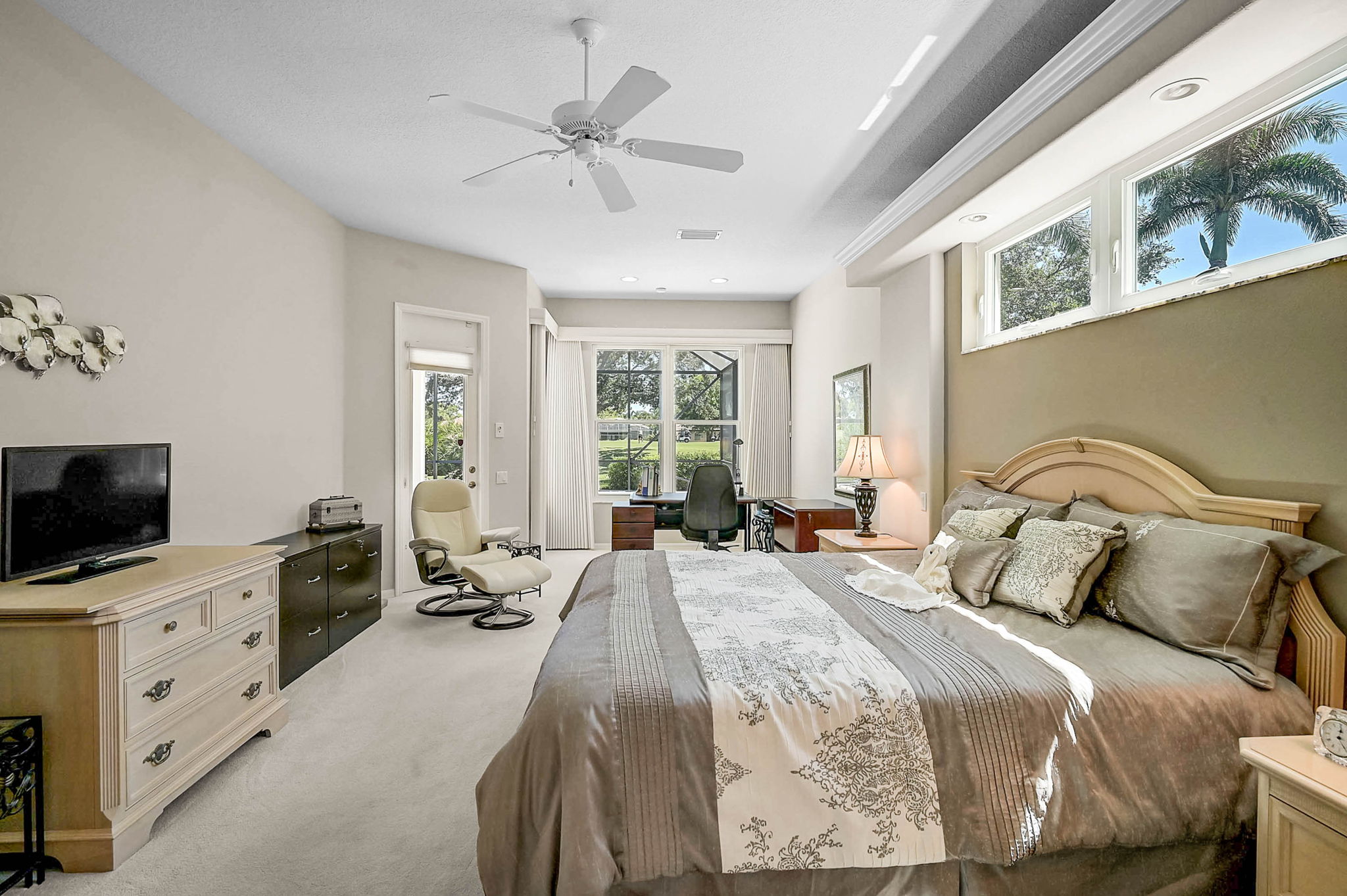 2094 Sandhill Ln-16