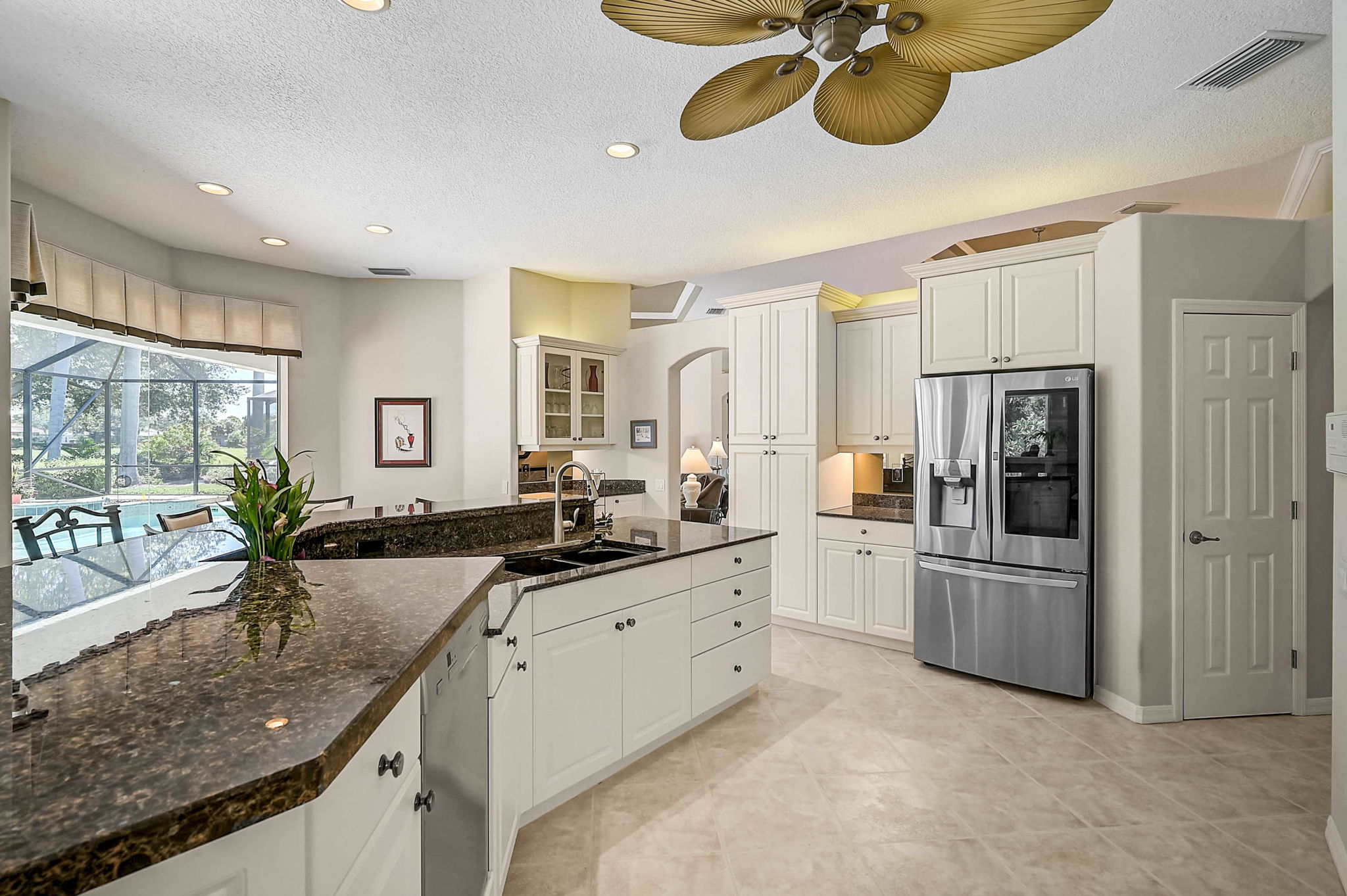 2094 Sandhill Ln-33