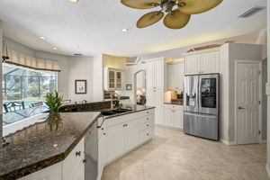 2094 Sandhill Ln-33