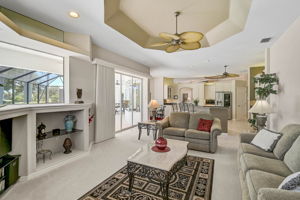 2094 Sandhill Ln-38