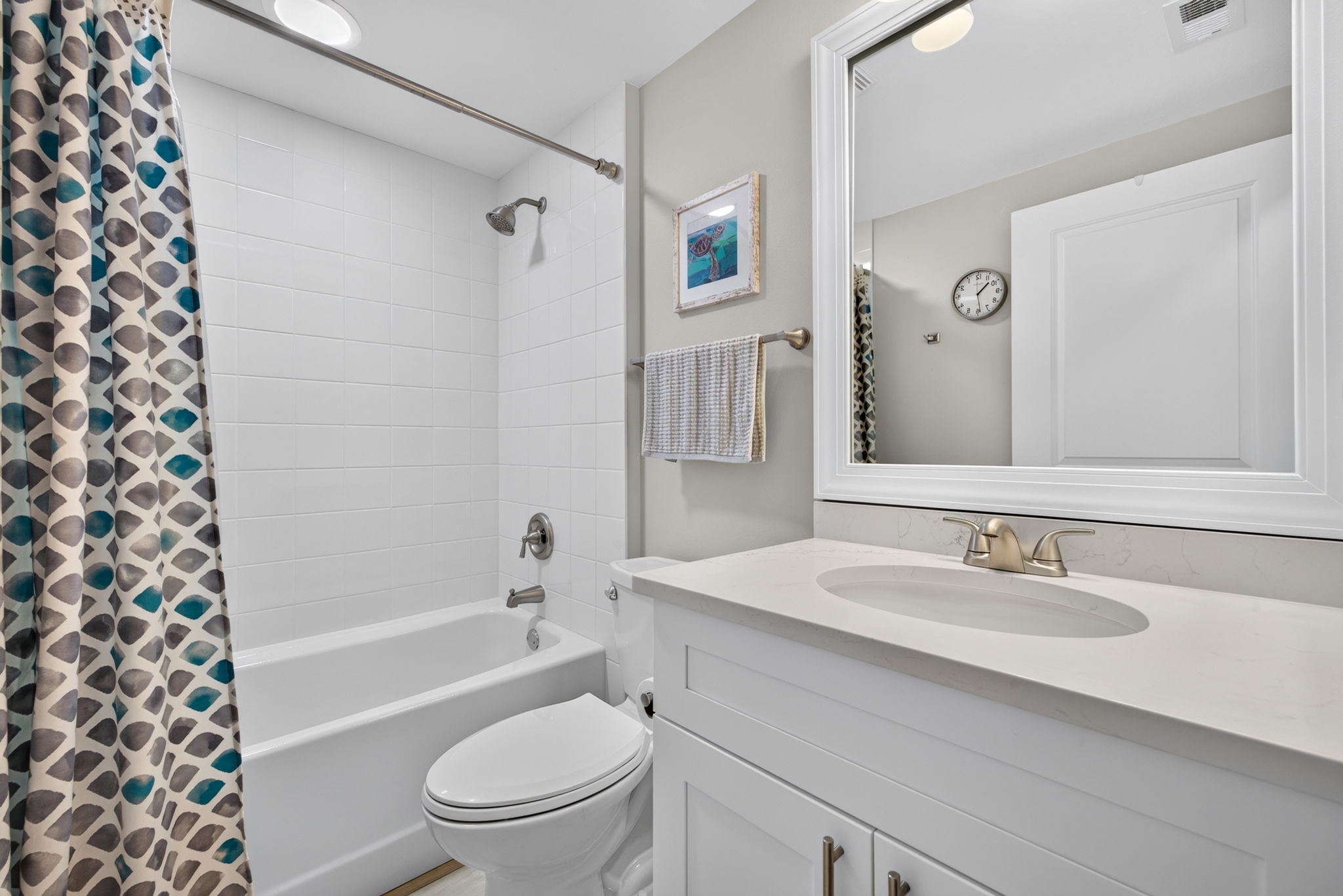 Guest Bathroom 1 of 2