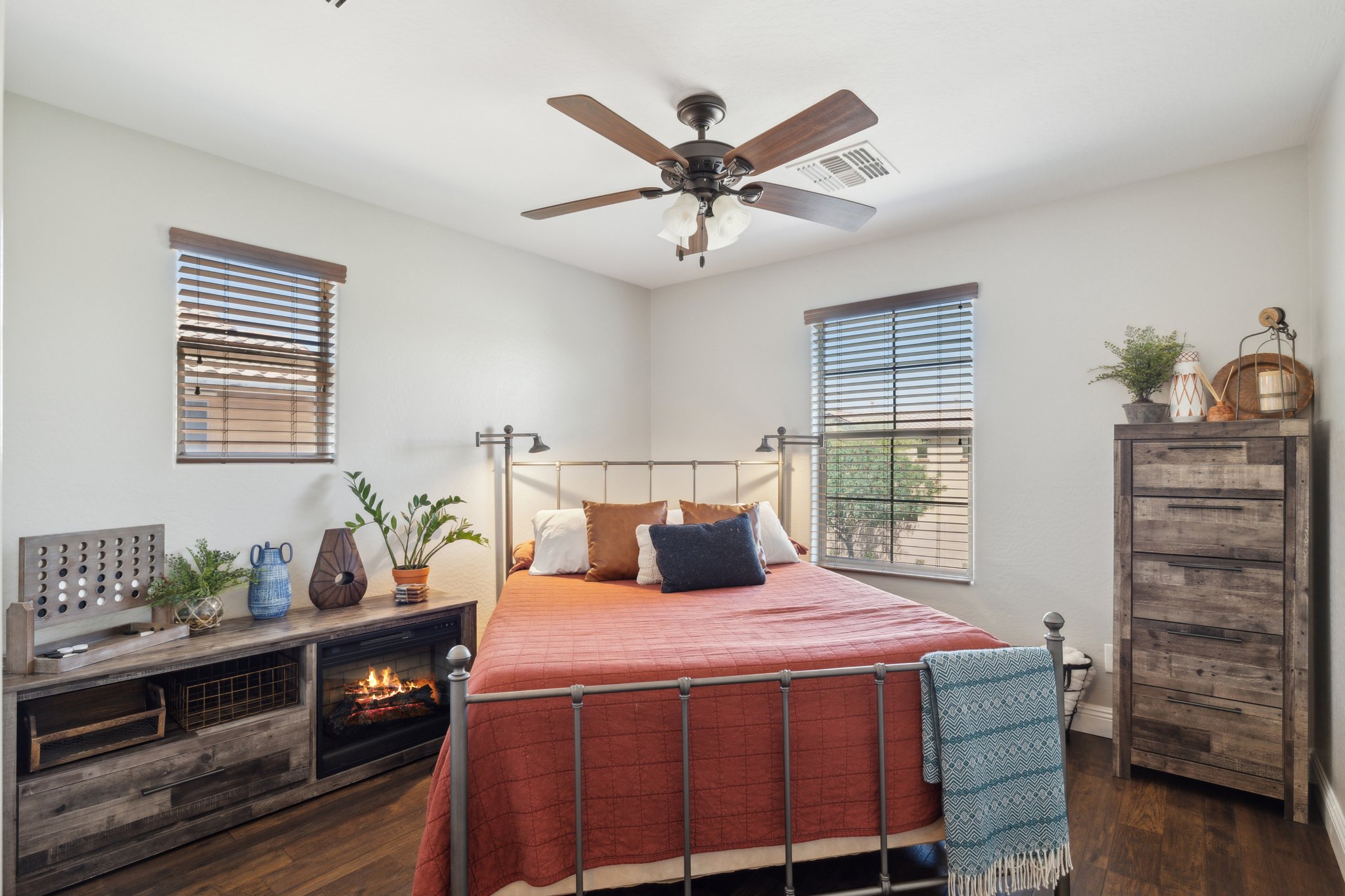 2096 S Moccasin Trail - 013.JPG
