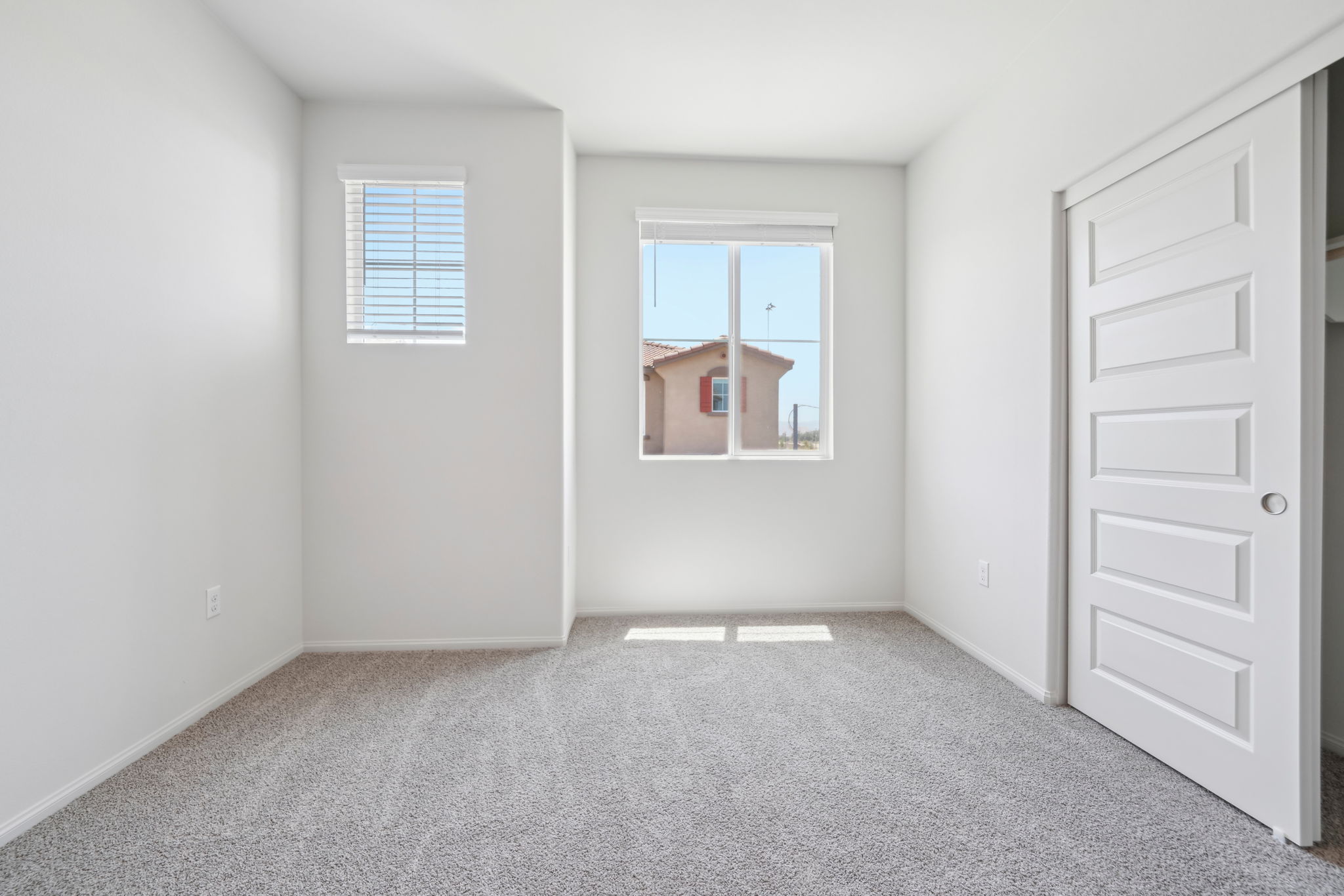 SoCal - Willow at Live Oak - 2097 Bergamot St Redlands CA 92374 - 018