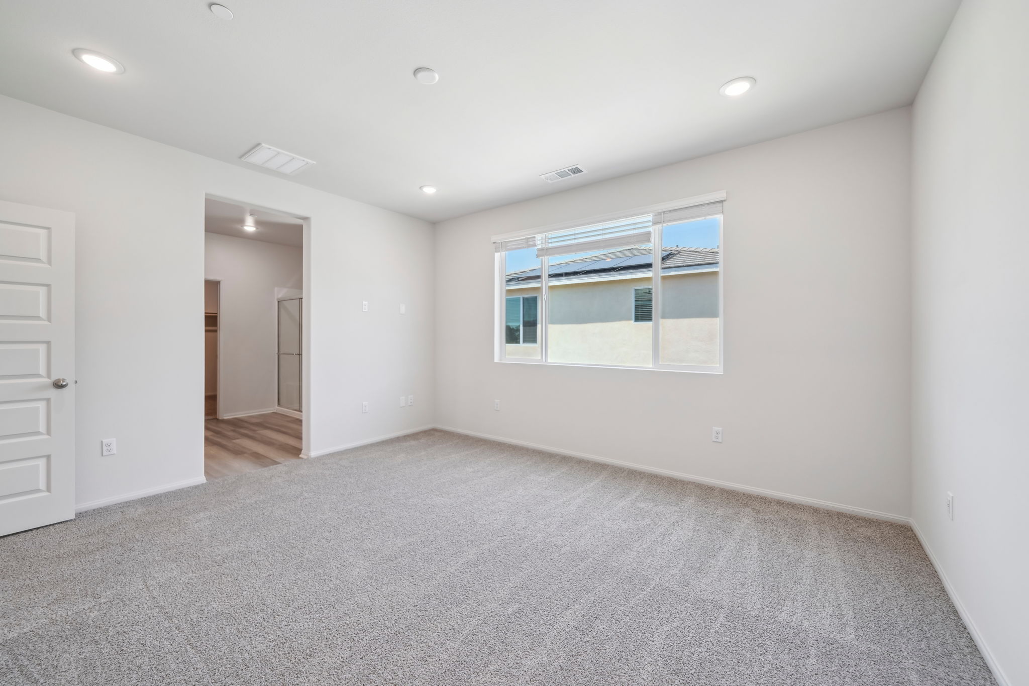 SoCal - Willow at Live Oak - 2097 Bergamot St Redlands CA 92374 - 024