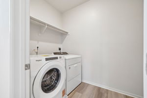 SoCal - Willow at Live Oak - 2097 Bergamot St Redlands CA 92374 - 016