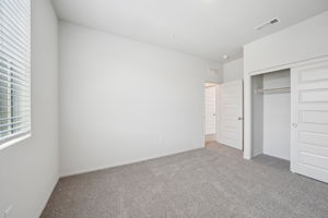 SoCal - Willow at Live Oak - 2097 Bergamot St Redlands CA 92374 - 036