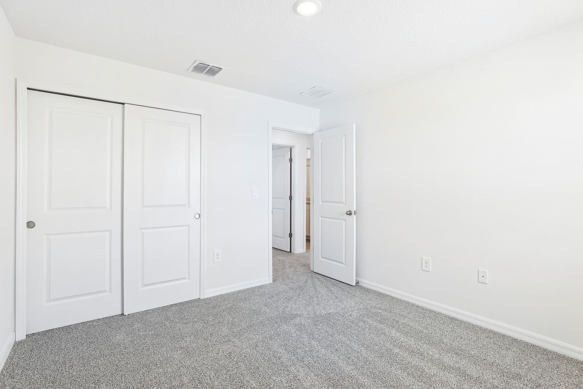 Tampa Division - Stuart Crossing - 2097 Rosewood Drive, Bartow, FL 33830-021