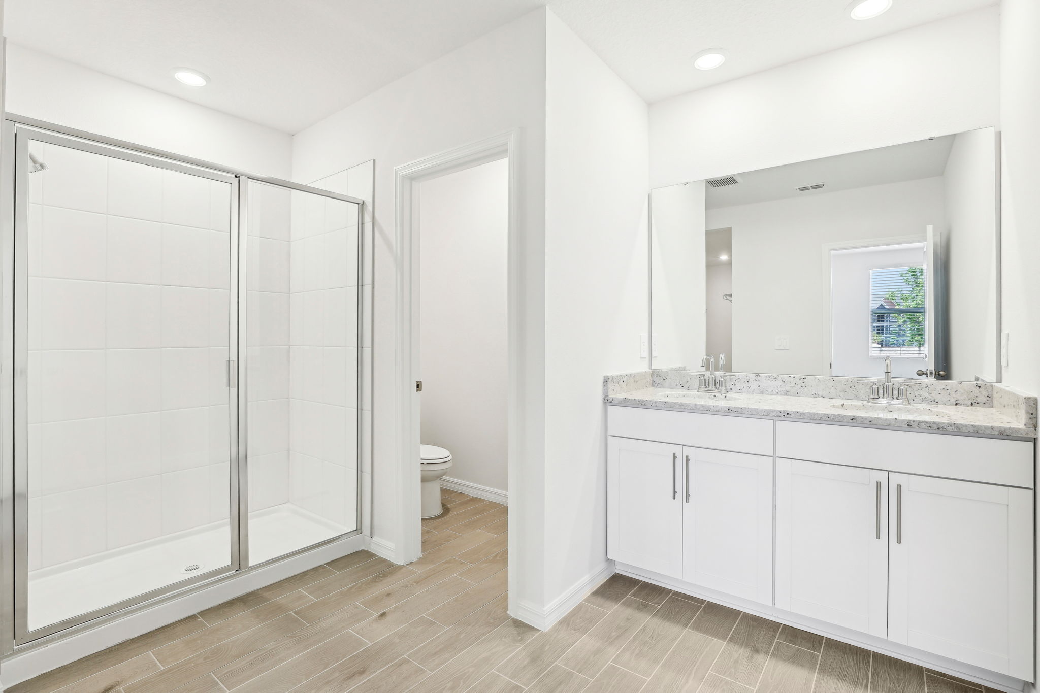 Tampa Division - Stuart Crossing - 2097 Rosewood Drive, Bartow, FL 33830-030