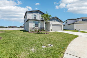 Tampa Division - Stuart Crossing - 2097 Rosewood Drive, Bartow, FL 33830-003