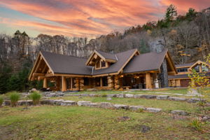 2099 Growler Lake Dr