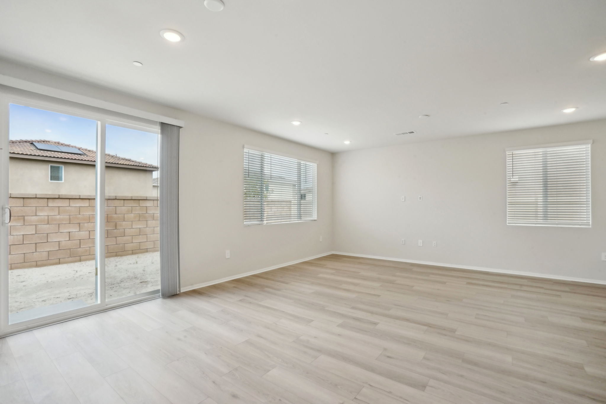 SoCal - Alder at Live Oak - 2099 Zest St, Redlands, CA 92374 - 007