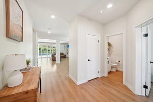 Mountain Gate Dr-S1203-004.jpg