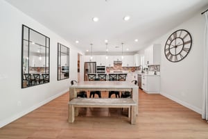 Mountain Gate Dr-S1203-011.jpg