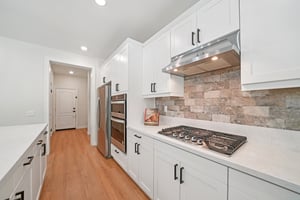 Mountain Gate Dr-S1203-017.jpg