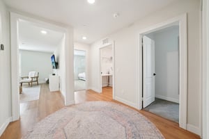 Mountain Gate Dr-S1203-035.jpg