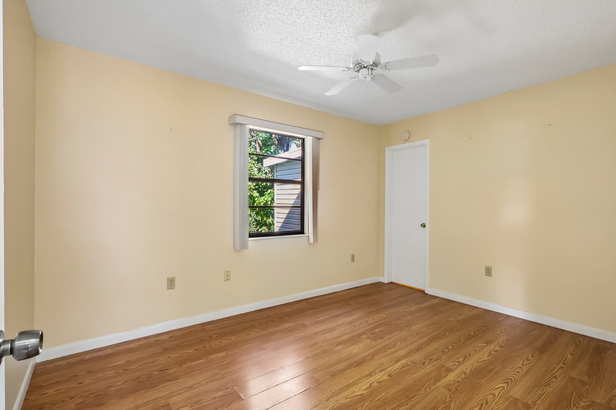 Aberdeen Cir-S1709-023.jpg