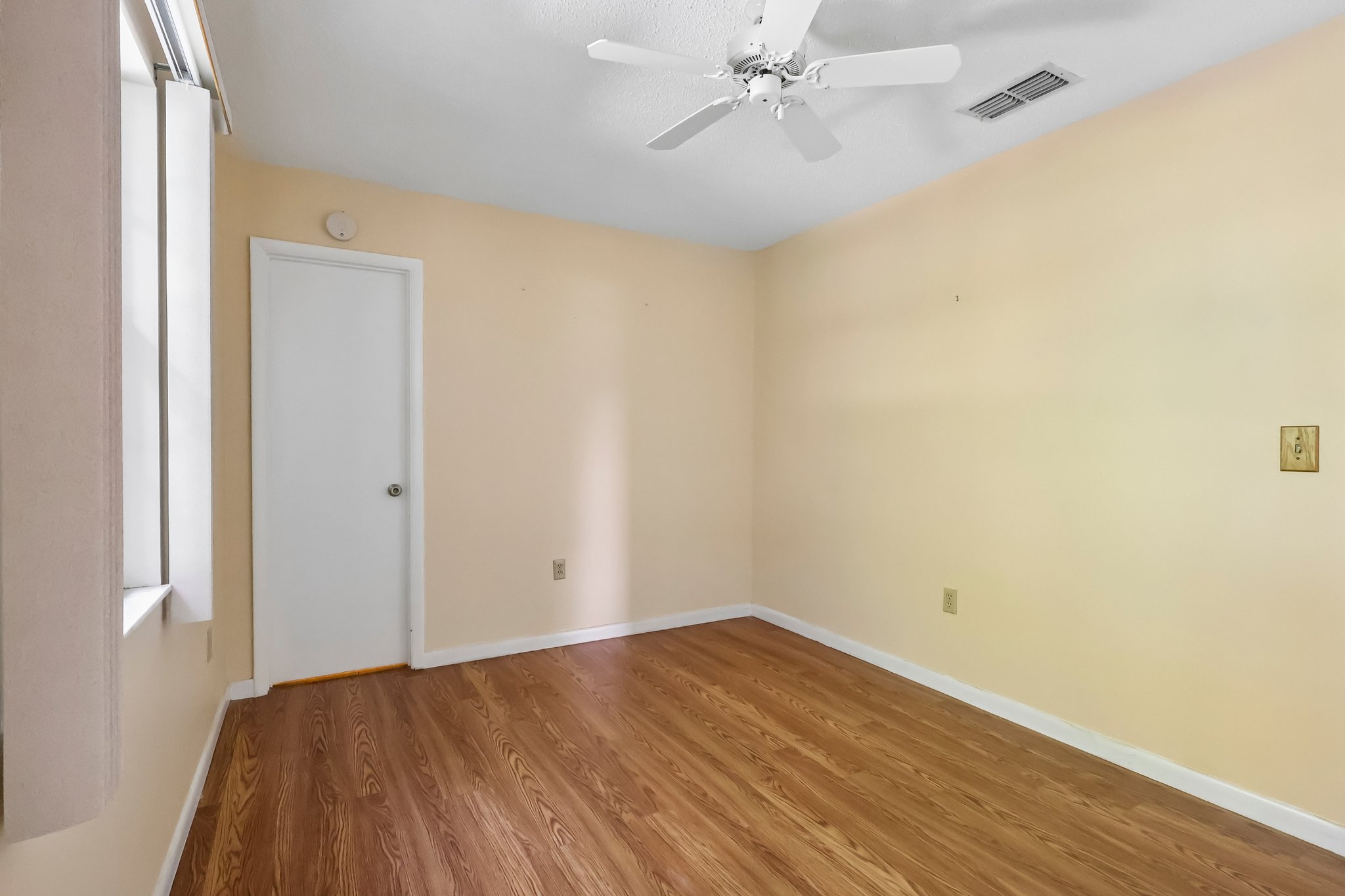 Aberdeen Cir-S1709-024.jpg