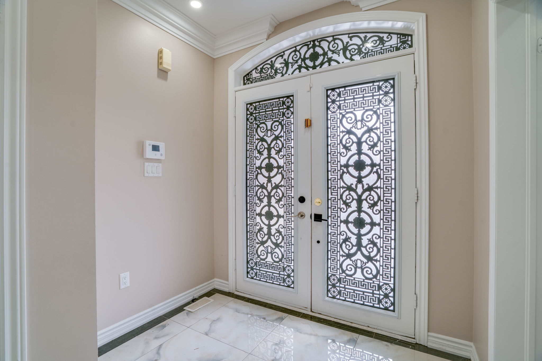 21 Belgium Cres Brampton, ON L7A