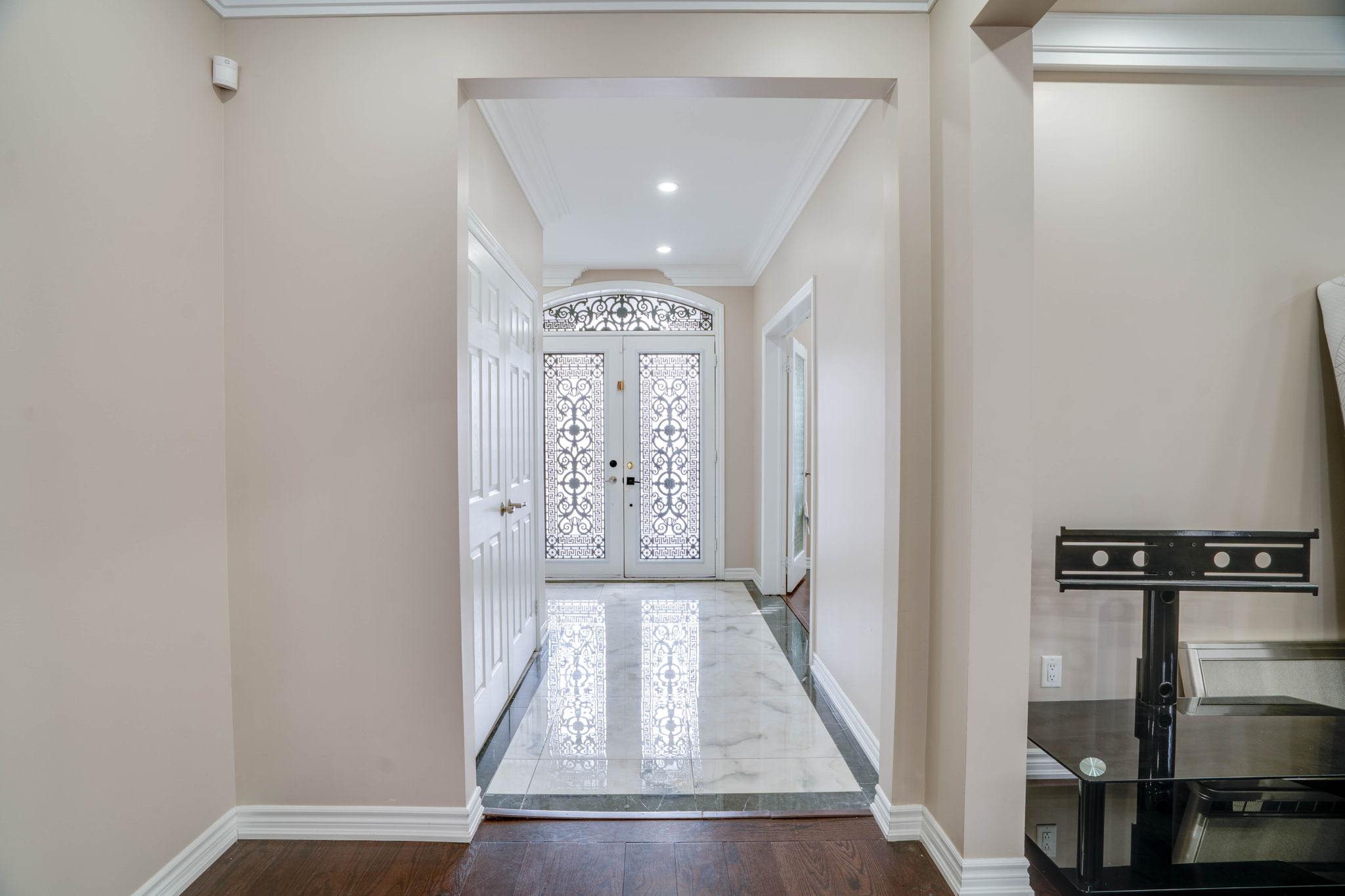 21 Belgium Cres Brampton, ON L7A