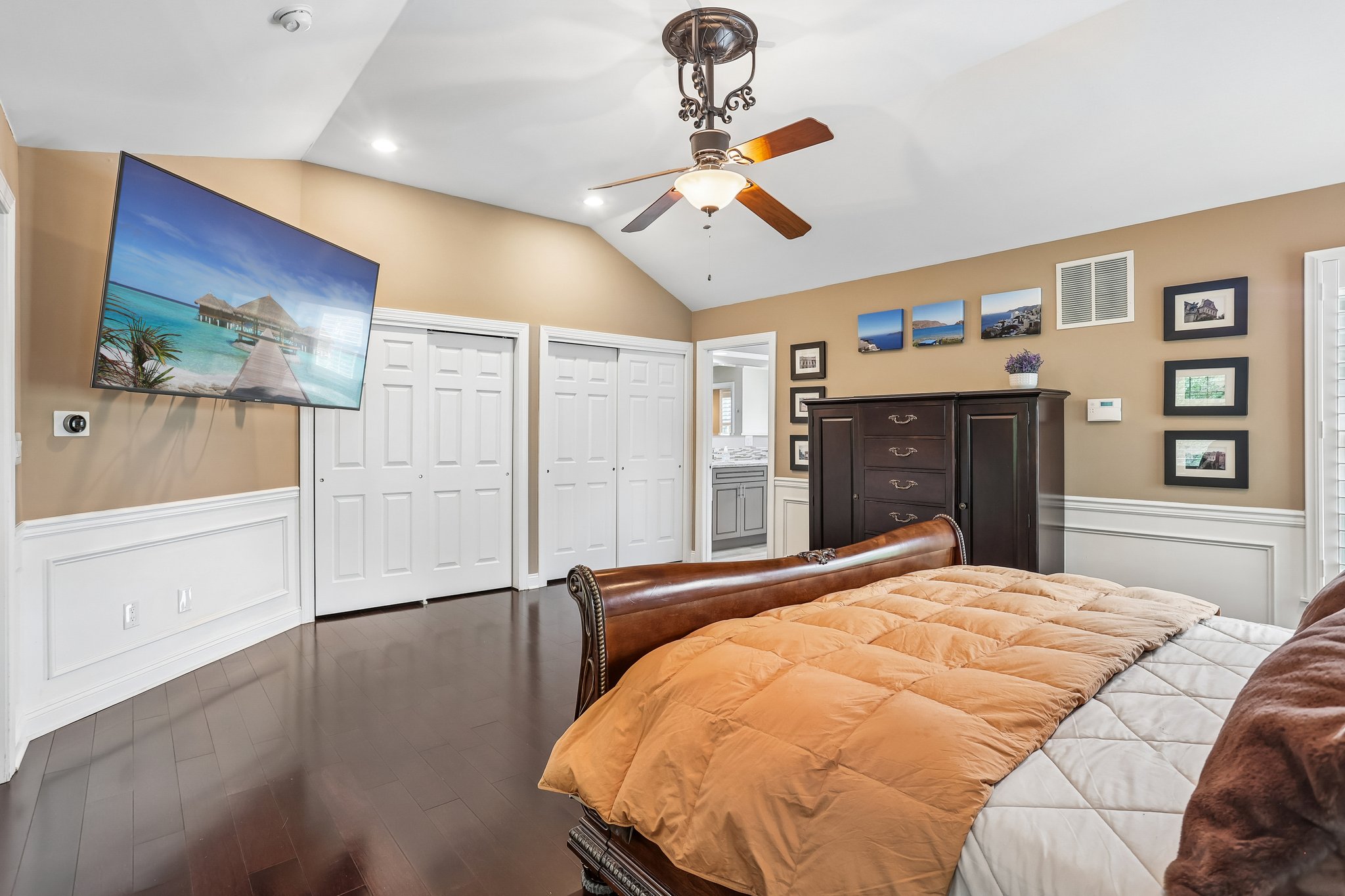 Brookwood Rd-S0105-057.jpg