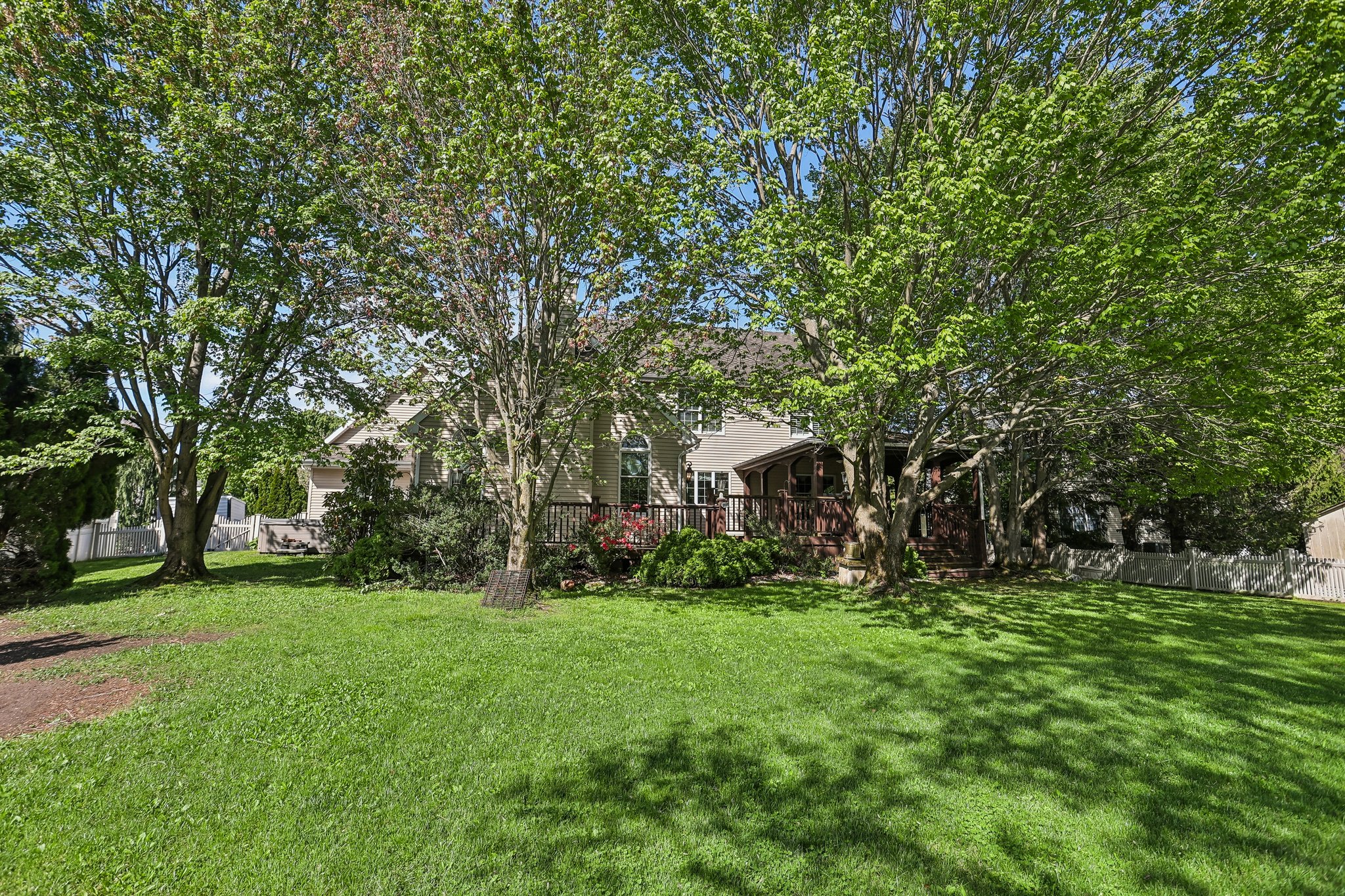Brookwood Rd-S0105-079.jpg