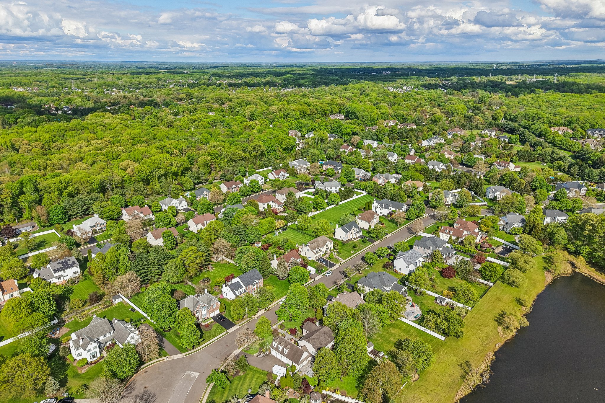 Brookwood Rd-S0105-089.jpg