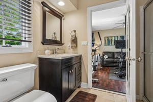 Brookwood Rd-S0105-032.jpg