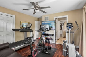 Brookwood Rd-S0105-034.jpg