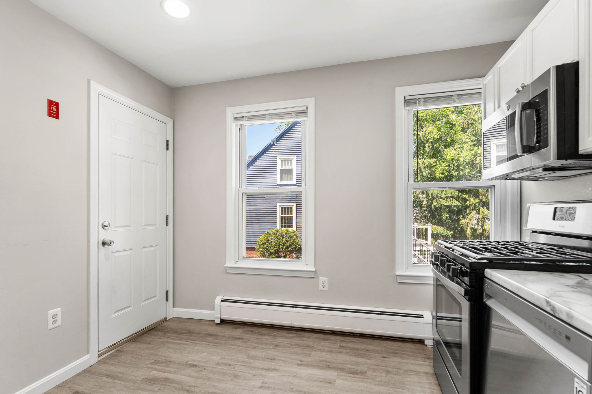 21 Carleton Ave, Haverhill, MA 01835, USA Photo 22