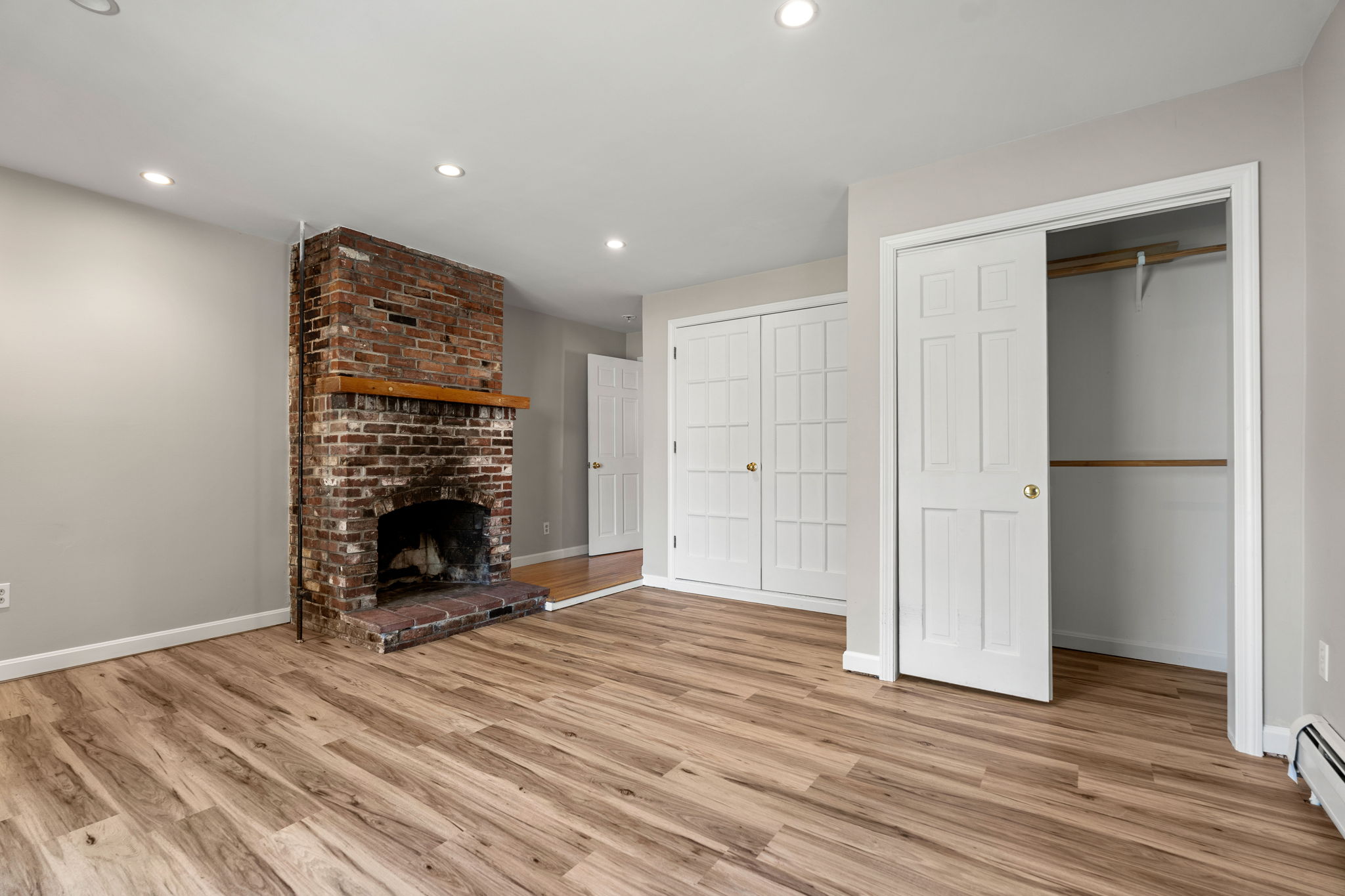 21 Carleton Ave, Haverhill, MA 01835, USA Photo 30
