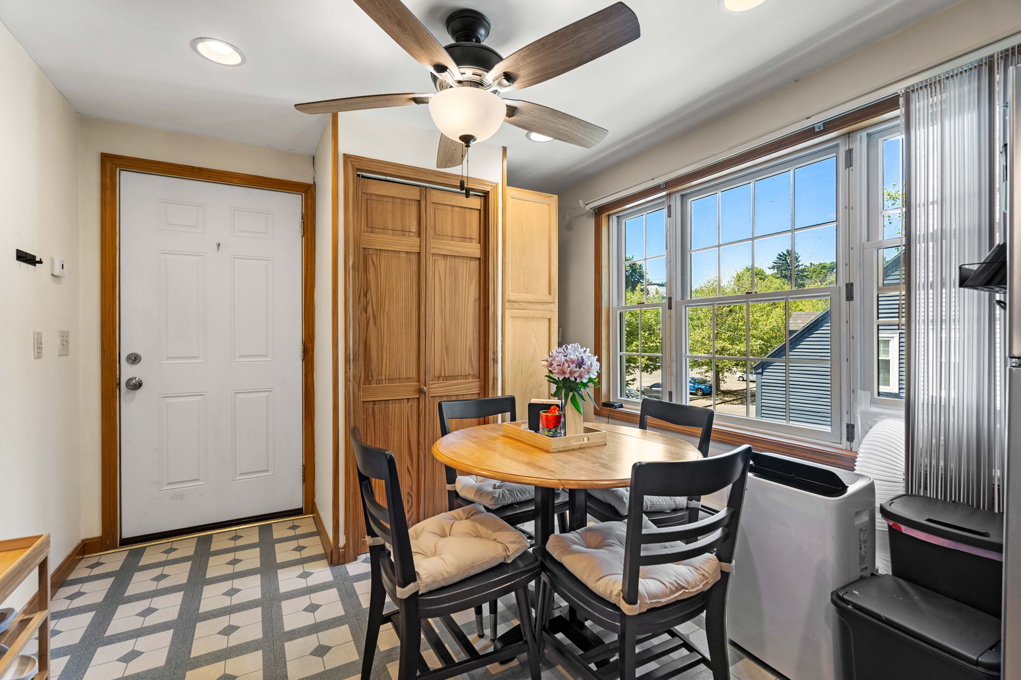 21 Carleton Ave, Haverhill, MA 01835, USA Photo 34