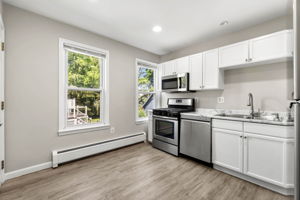 21 Carleton Ave, Haverhill, MA 01835, USA Photo 18