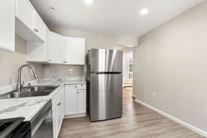 21 Carleton Ave, Haverhill, MA 01835, USA Photo 20