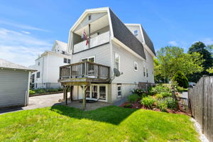 21 Carleton Ave, Haverhill, MA 01835, USA Photo 4