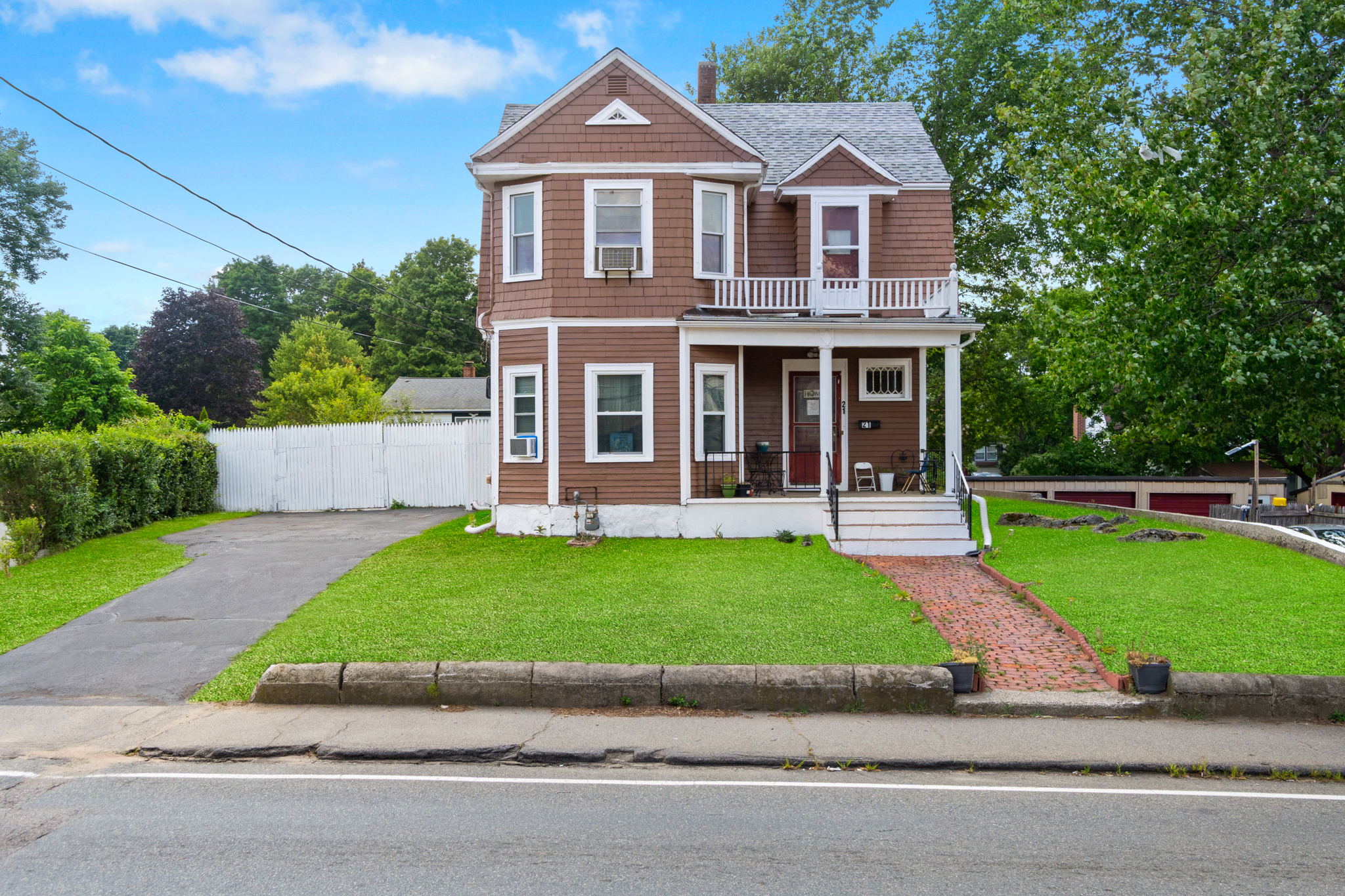 21 Cary St Brockton MA 02302 Image Ten Real Estate Photographers   Large Cf1d5210 7d49 4a59 9f3f B50843e05dbd 