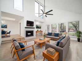 2025-04-24 - #1804 - Lisa Kosub - 21 Casa Verde St, Lakeway, TX 78734 (7 of 43) virtually staged.jpeg