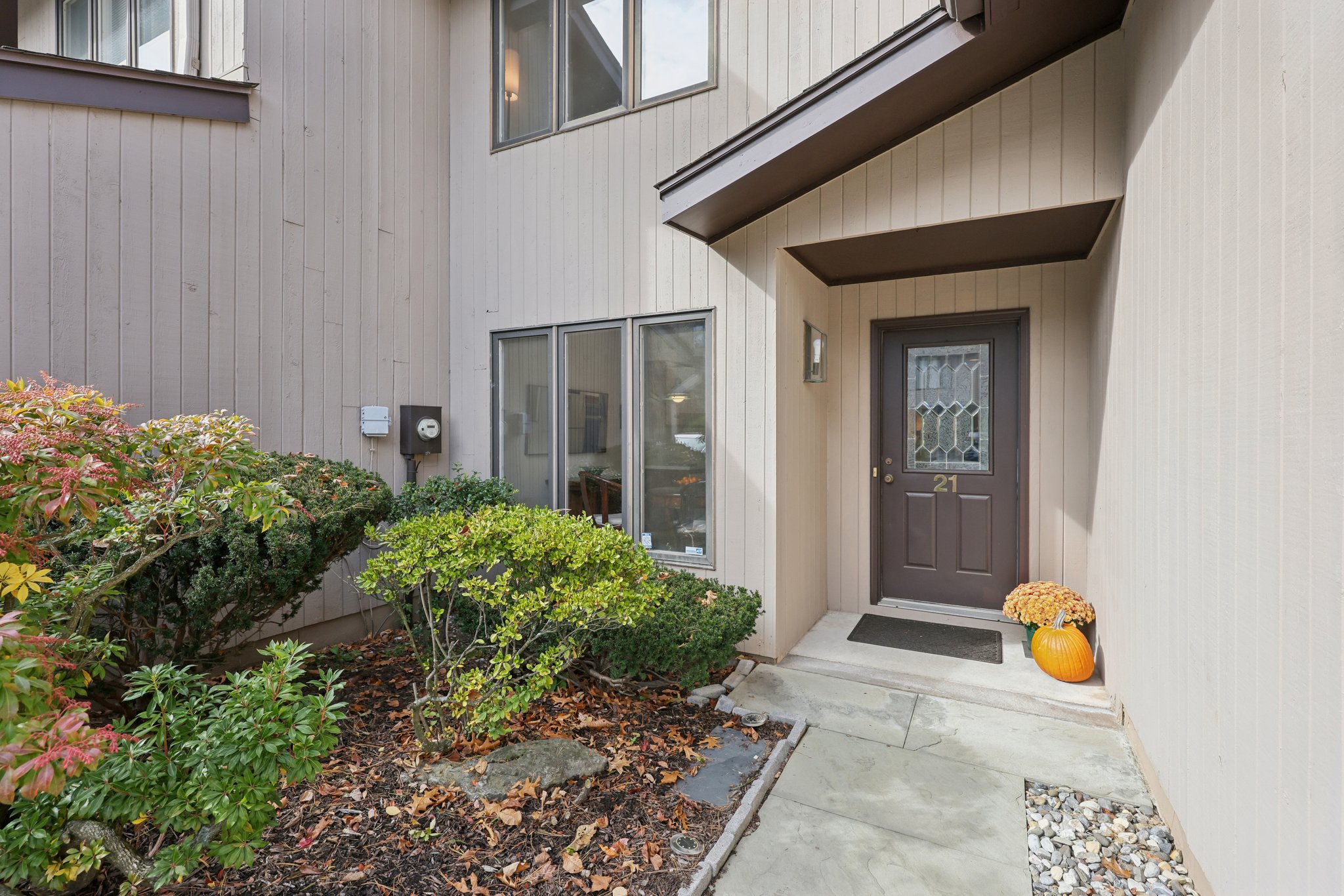 Cedarwood Terrace-S3010-004.jpg