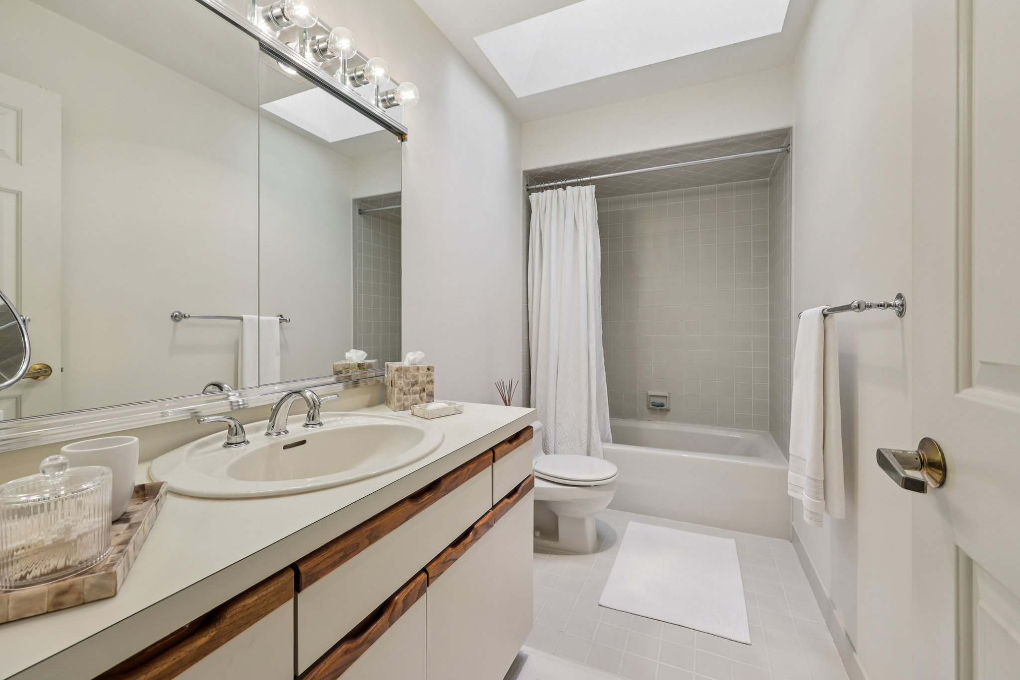 Cedarwood Terrace-S3010-019.jpg