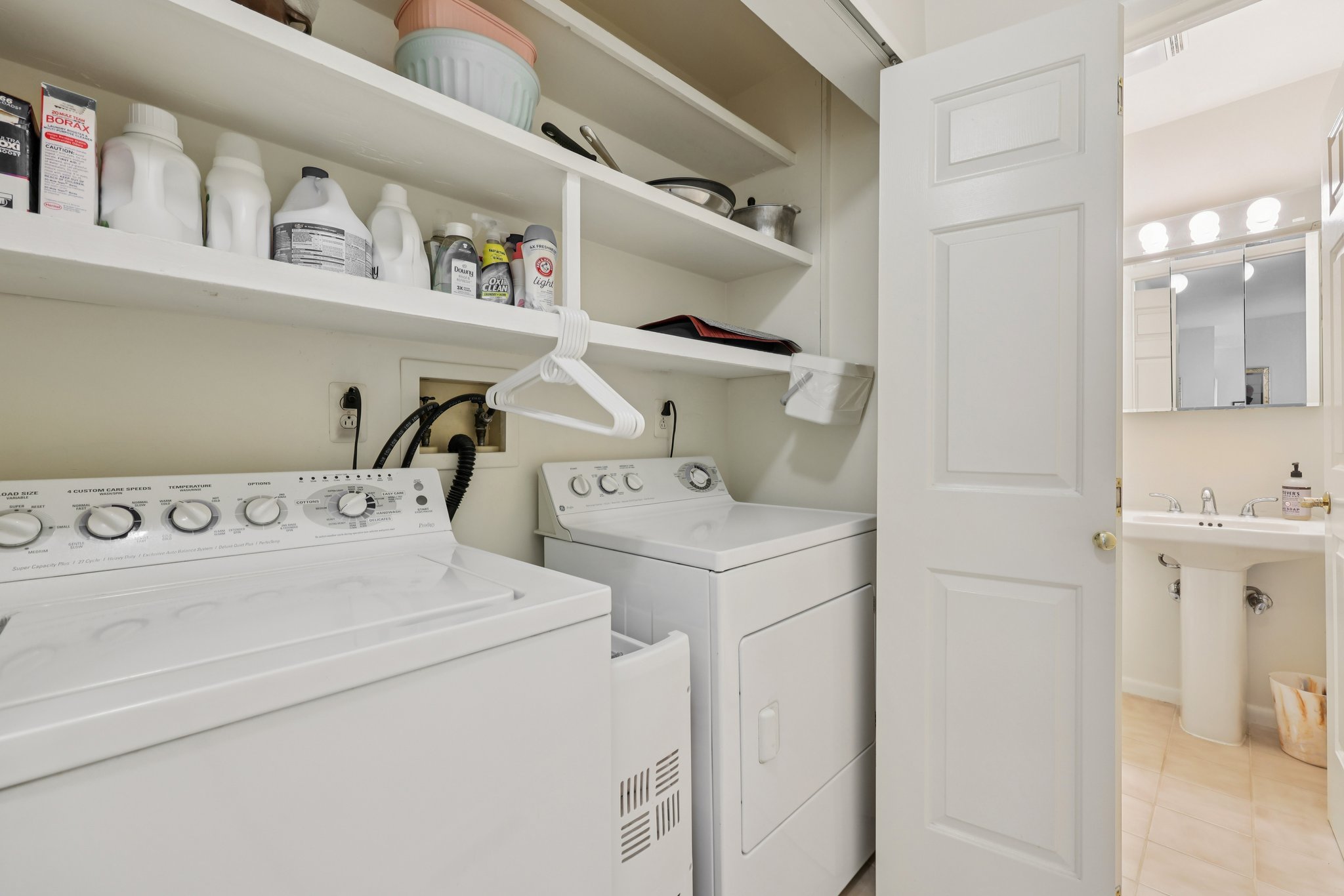 Cedarwood Terrace-S3010-030.jpg