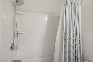 Chestnut Crk-016.jpg