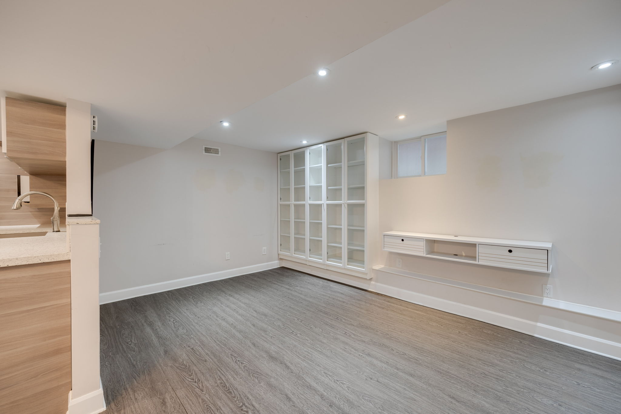 Toronto property showcase — delivered property photograph 11