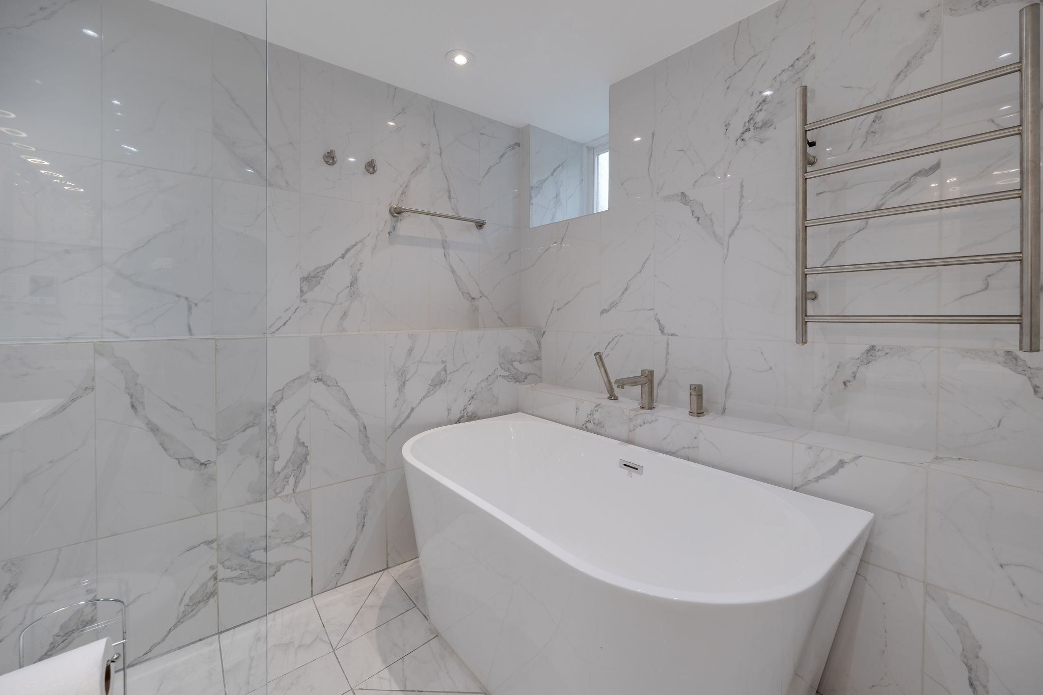Toronto property showcase — delivered property photograph 19