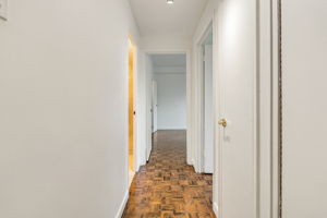  Photo 0