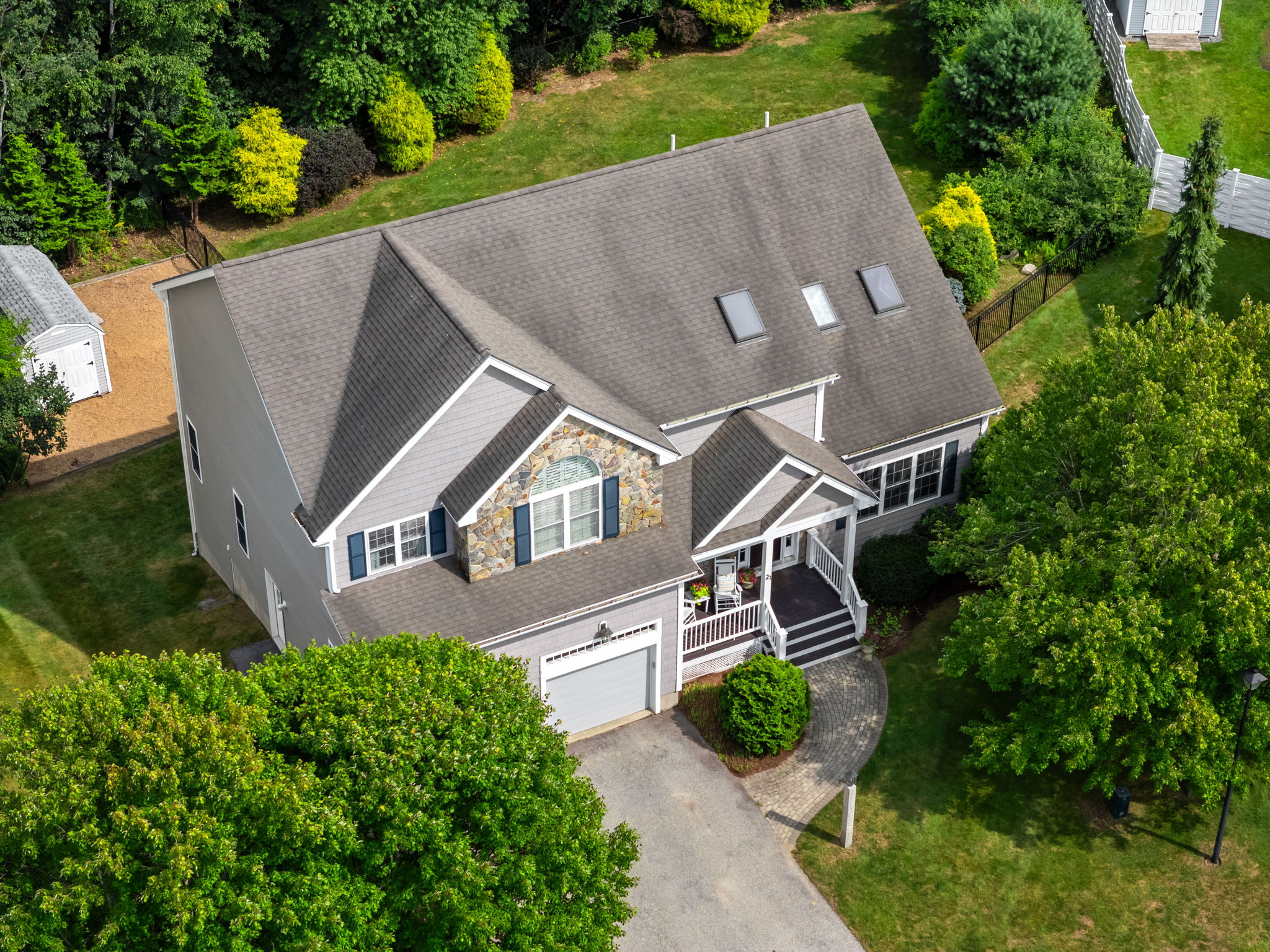 21 Daylily Dr, Nashua, NH 03062, USA Photo 9