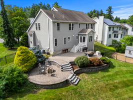 21 Daylily Dr, Nashua, NH 03062, USA Photo 4