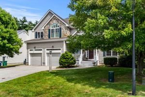21 Daylily Dr, Nashua, NH 03062, USA Photo 58