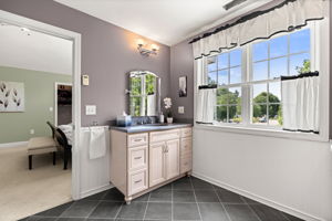 21 Daylily Dr, Nashua, NH 03062, USA Photo 64