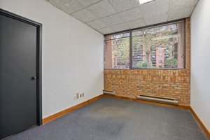  Photo 35