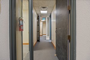  Photo 37