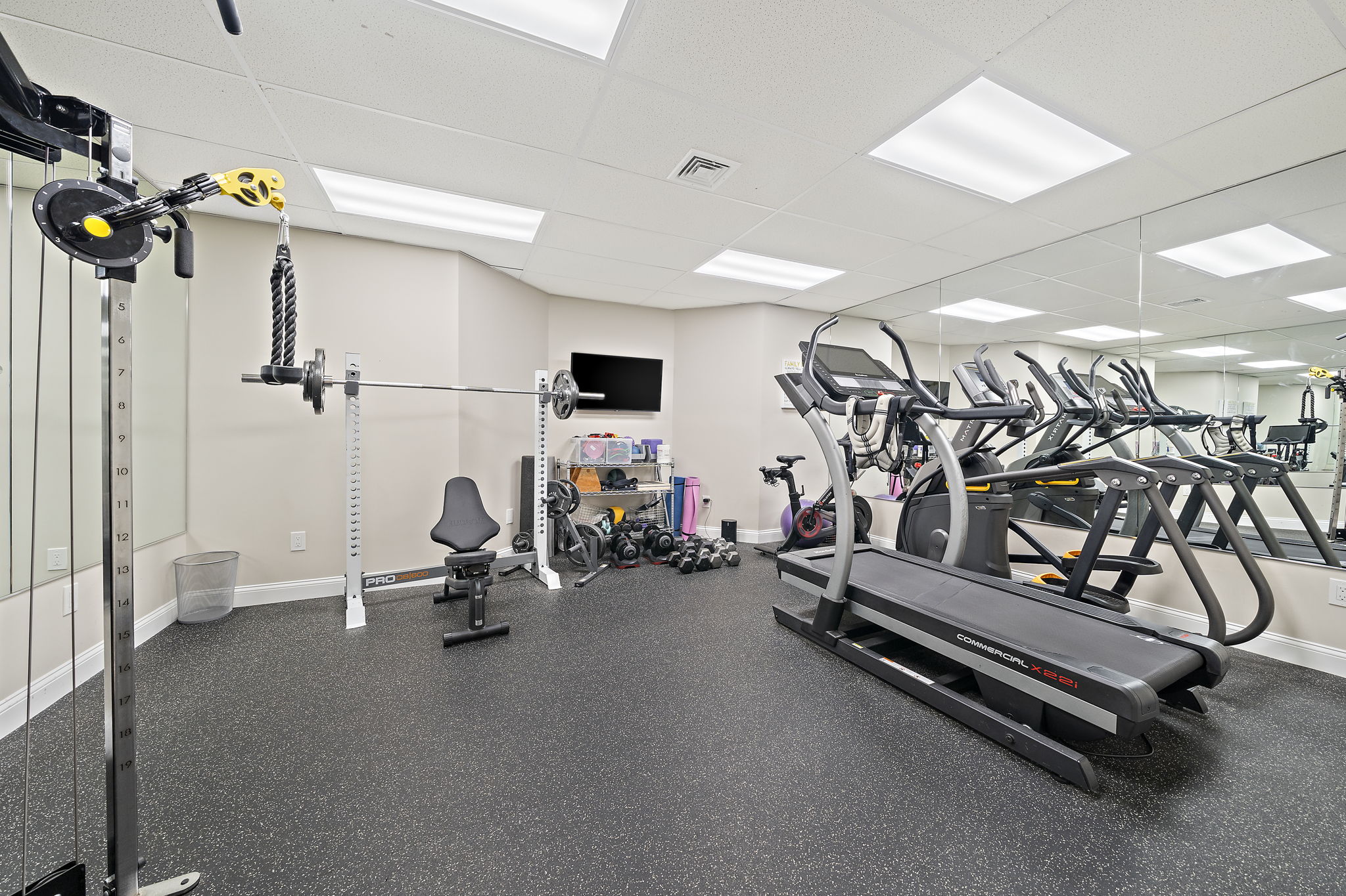  Photo 34